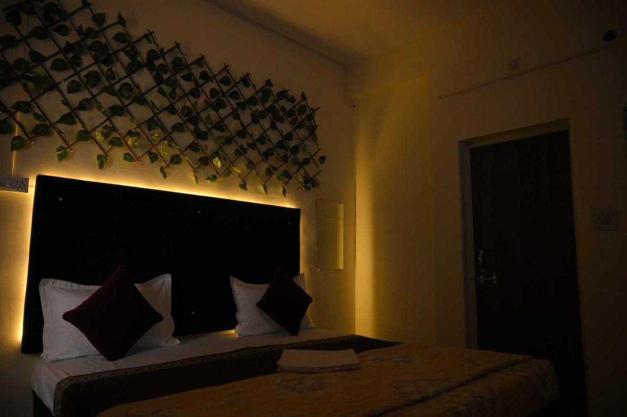 Hotel O Pop Hotel Blue Star Bhilai Exteriör bild